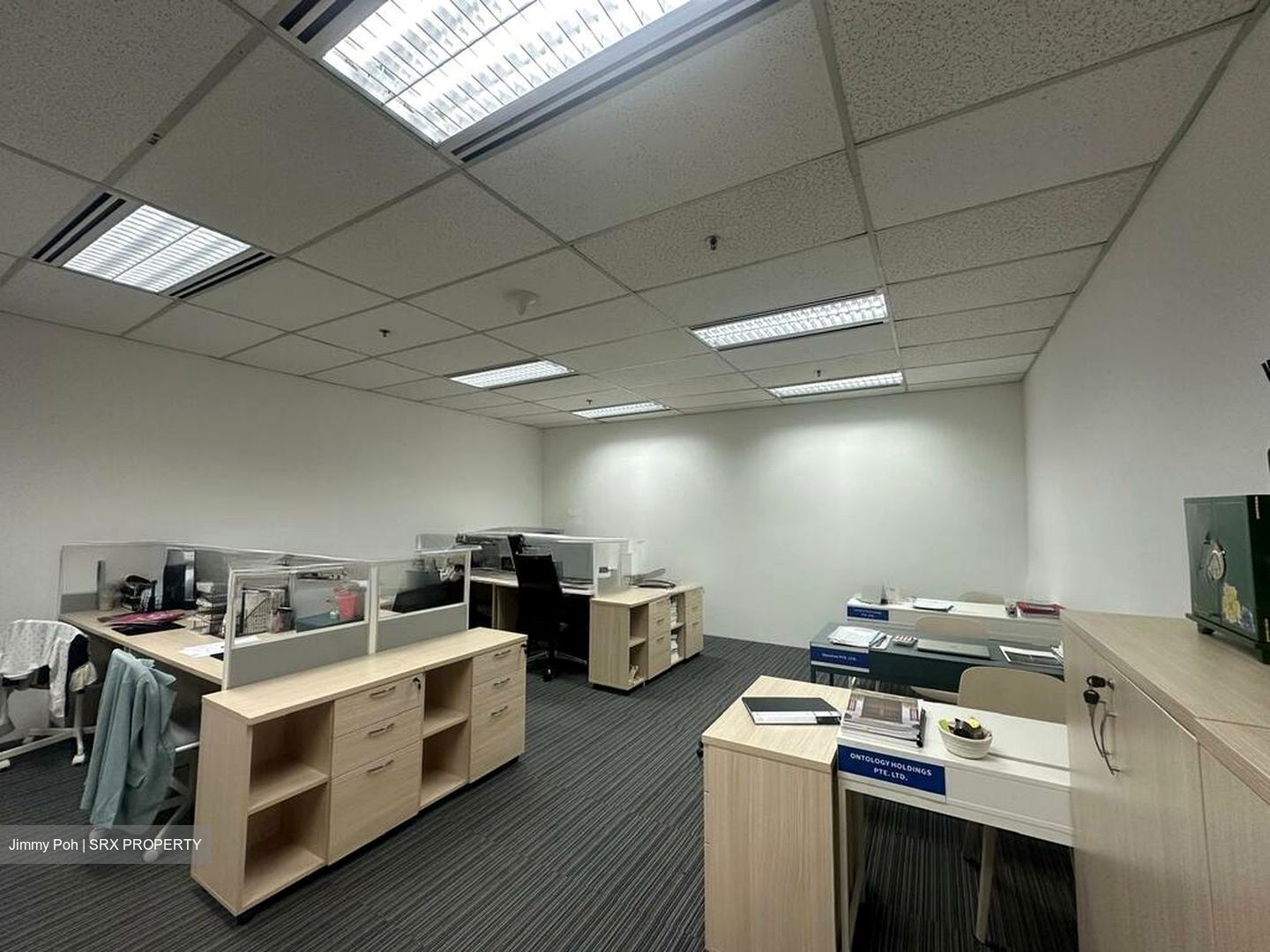 Sunshine Plaza (D7), Office #528833101